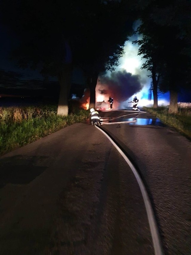 Do groźnego wypadku doszło w nocy z wtorku na środę w miejscowości Zieleń pod Trzemesznem