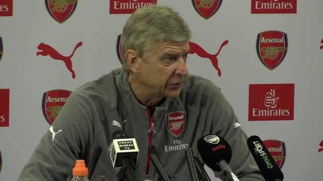 Wenger: Będę liczył się ze zdaniem kibiców ale nie będzie ono decydującym czynnikiem