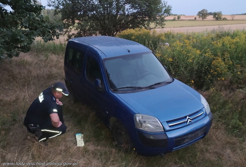 W okolicy Nowosolnej znaleźli citroena skradzionego w Łodzi ZDJĘCIA