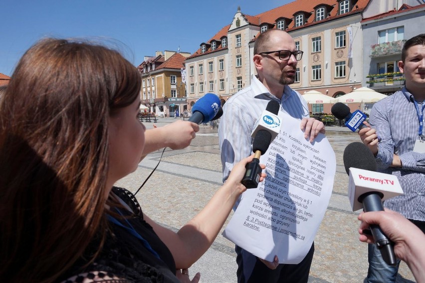 Marcin Sawicki chce, by prezydent zakazał Marszu Równości w...