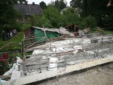 Runęła ściana hali sportowej w Skarżysku-Kamiennej! Było blisko tragedii! [ZDJĘCIA]