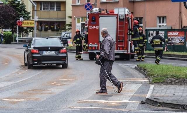 W maju tego roku strażacy sypali sorbent na ulicy Grunwaldzkiej