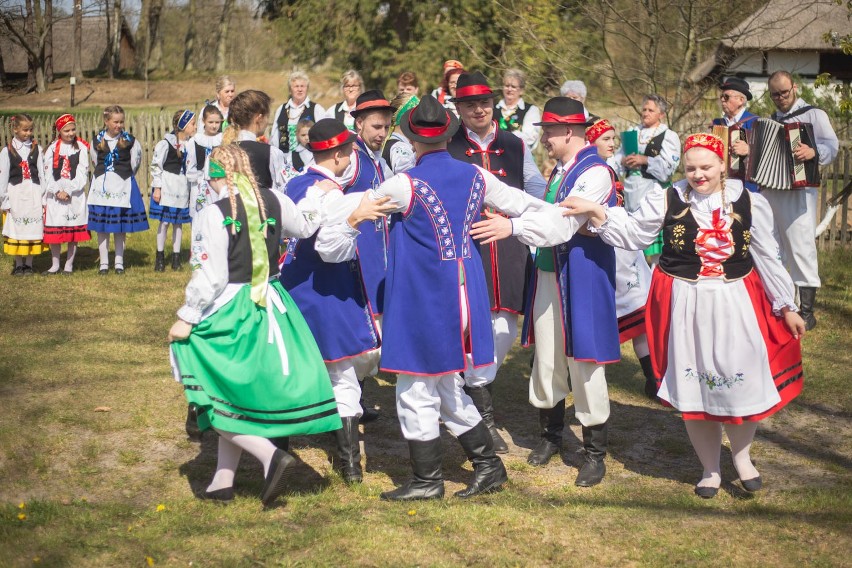 1 Maja w Klukach rozpoczęło się tradycyjne Czarne Wesele....