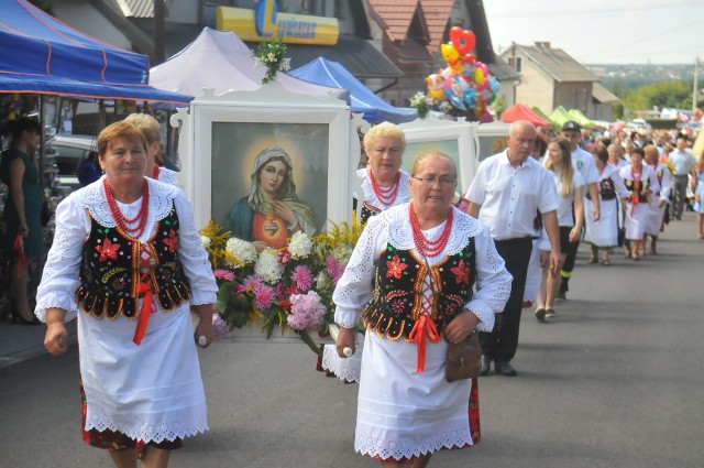 W sobotę, 15 sierpnia 2020 r. mamy Wniebowzięcie Najświętszej Maryi Panny oraz Święto Wojska Polskiego
