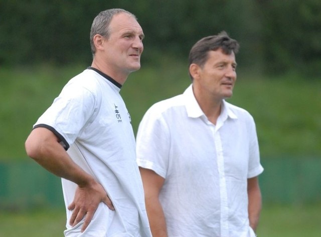 Krzysztof Serafin (z lewej) z byłym trenerem kadry Tomaszem Putrą.