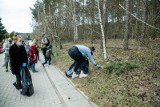 Białystok. We wtorek w południe TaniaKsiazka.pl posprzątała las na Pietraszach [zdjęcia]