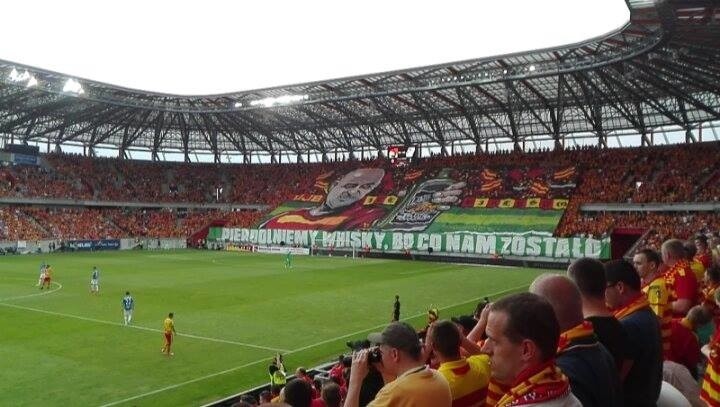 Ekstraklasa. Niecodzienna oprawa kibiców Jagiellonii. Znajdź...