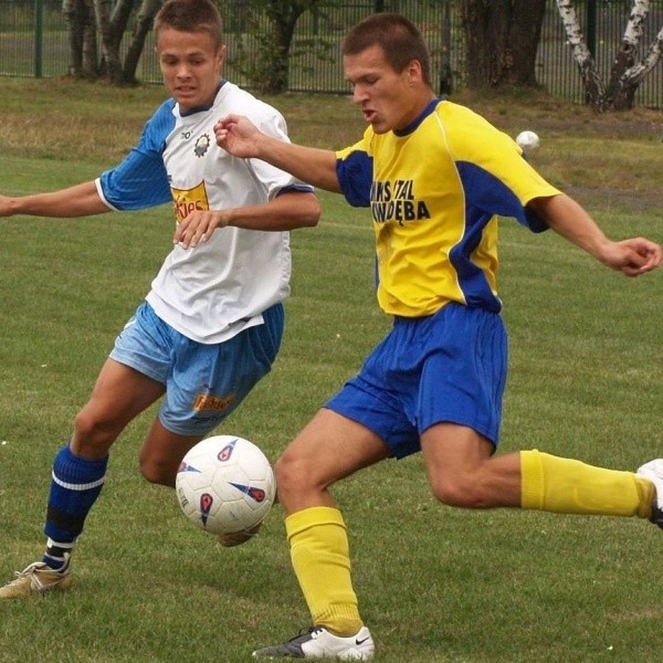 W Mielcu juniorzy młodsi Stali rozgromili swych rówieśników z Nowej Dęby aż 8:0.