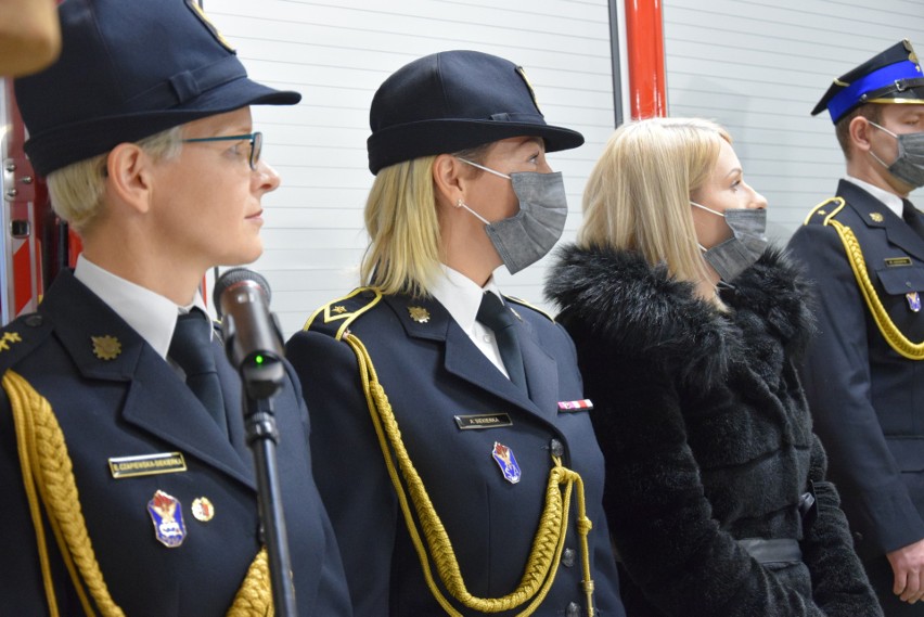 Oficjalne przekazanie wozu dla strażaków sępoleńskiej...