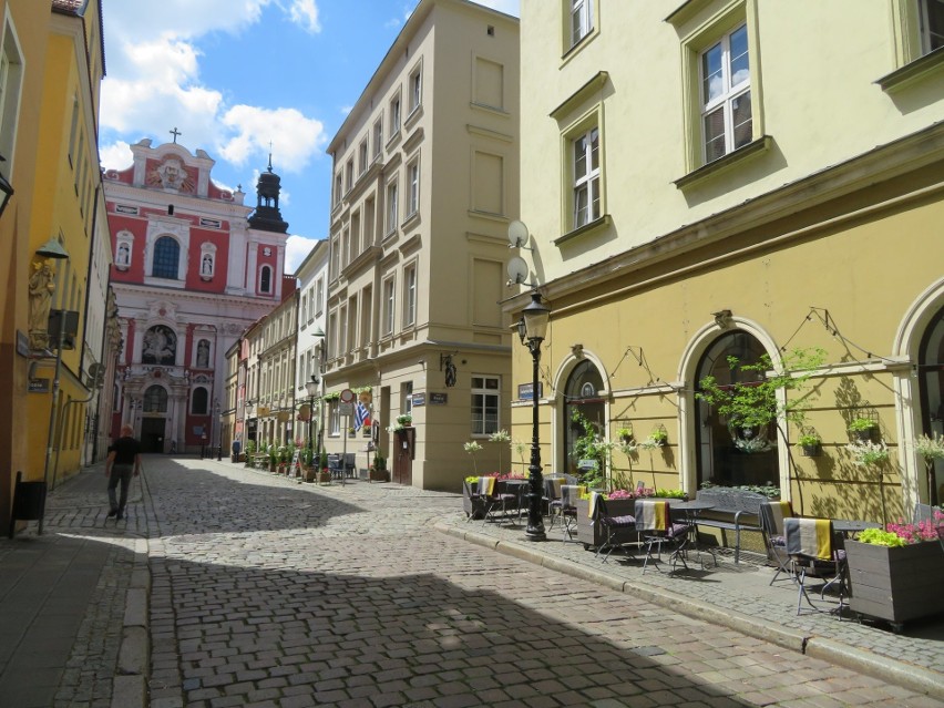 Przepisy Parku Kulturowego Poznań dotyczą m.in. wyglądu...