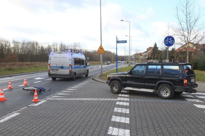 Wrocław: Wypadek rowerzysty. Jechał ścieżką rowerową