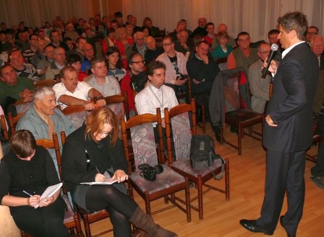 Janusz Palikot na spotkaniu ze swoimi sympatykami.