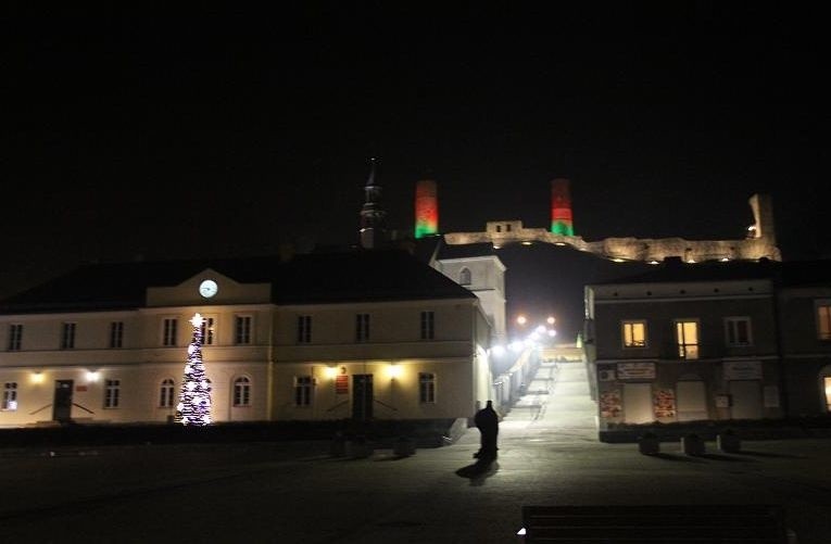 [b]W Chęcinach już czuć ducha świąt Bożego Narodzenia....