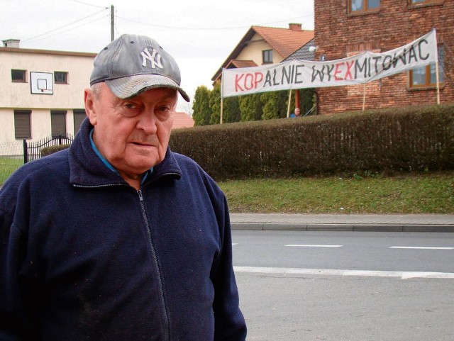 Stanisław Góral, mieszkaniec Przeciszowa, jest przeciwny budowie w tej miejscowości kopalni węgla kamiennego, bo uważa, że zaszkodzi ona środowisku, a od szkód górniczych mogą ucierpieć domy