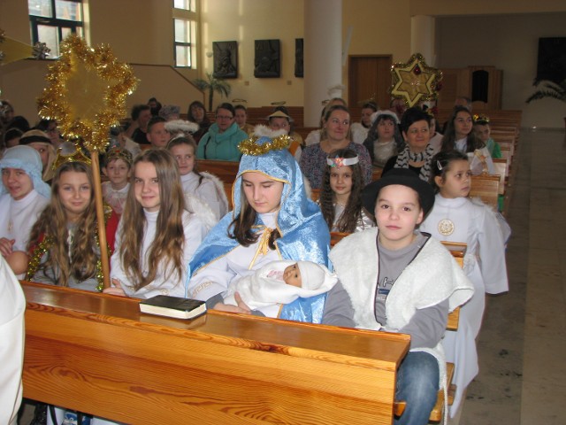 Kolędnicy spotkali się na nabożeństwie w kościele seminaryjnym w Opolu.