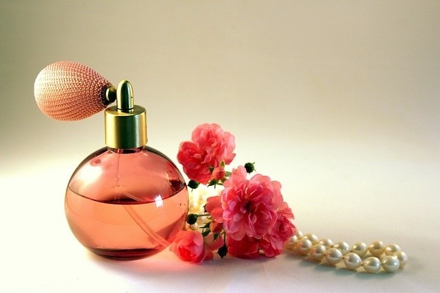 Chanel, Dior, Carolina Herrera perfumy tych wielkich domów...