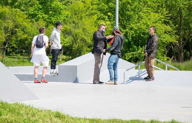 Główna część skateparku w Tarnobrzegu nie przeszła 27 maja odbioru technicznego.