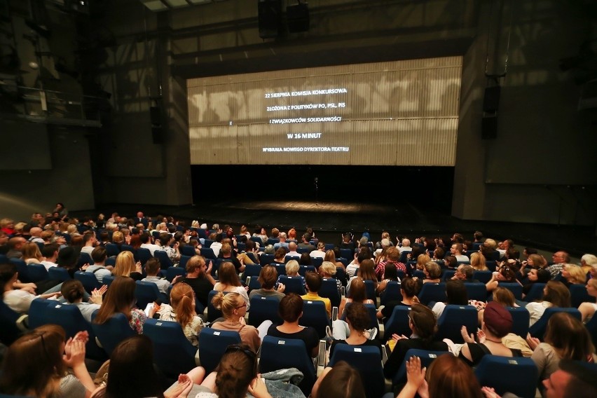 "Dopóki mam język" w Teatrze Polskim. Sala wypełniona po brzegi! 