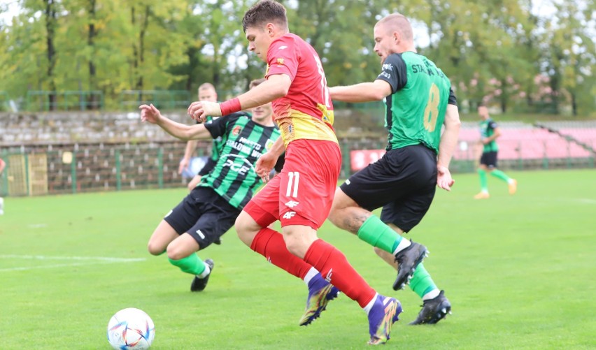 Korona II Kielce pokonała zespół Stali Stalowa Wola 5:3.