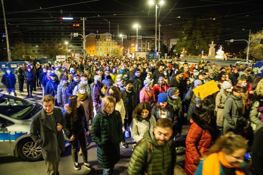 Wrocławianie protestowali przeciwko zaostrzeniu ustawy...