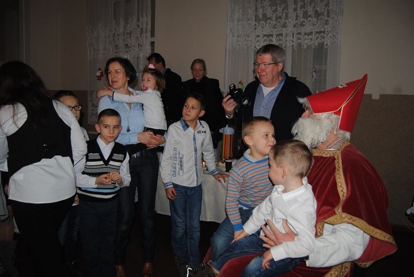 Święty Mikołaj odwiedził dzieci w Jaksicach [zdjęcia]