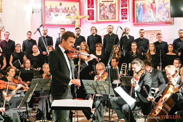 Radomska Orkiestra Kameralna zagrała w Wieluniu.