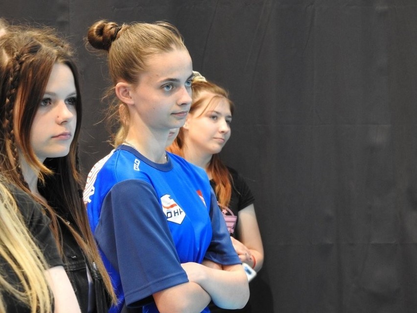 VIII Wojewódzki Turniej Piłki Siatkowej Dziewcząt OHP w Proszowicach