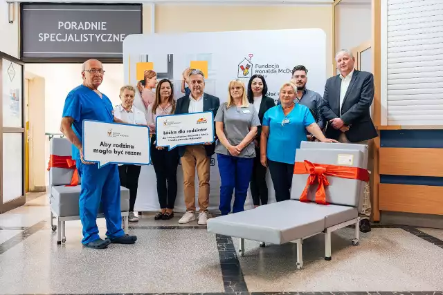 Do szpitala w Oświęcimiu trafiło pięć łóżek dla rodziców małych pacjentów przekazanych przez Fundację Ronalda McDonalda