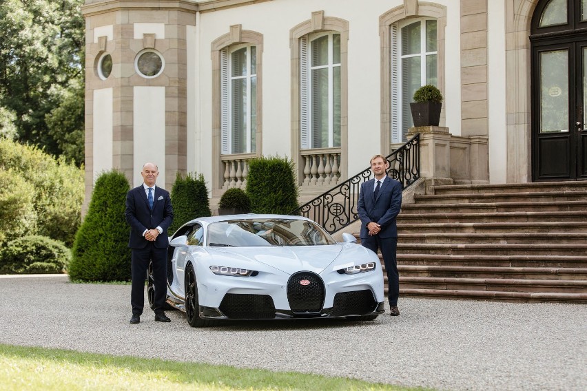 Samochody marki Bugatti będą sprzedawane w Polsce....