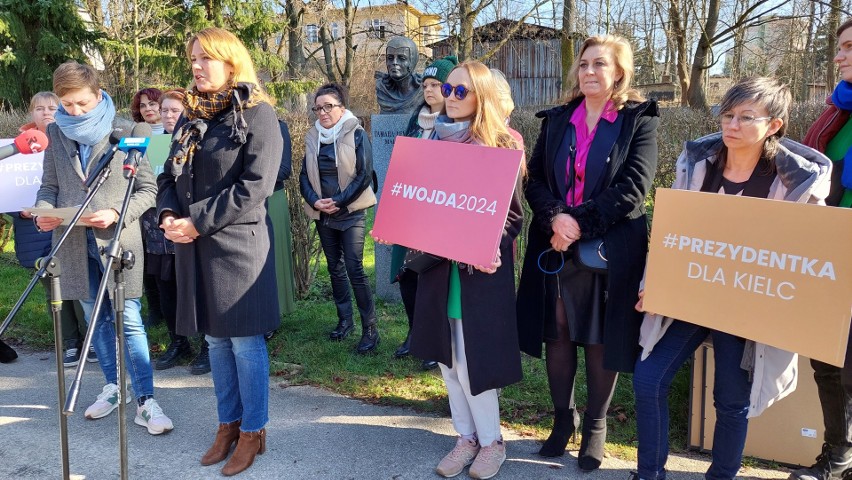 Agata Wojda, kandydatka na prezydentkę Kielc o roli kobiet w polityce. Na Dzień Kobiet kieleckie kobiety przygotowały wyjątkowe grafiki