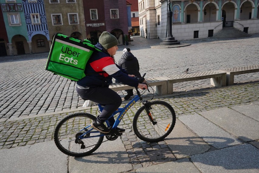 W niektórych sektorach gospodarki popyt się jednak nie...