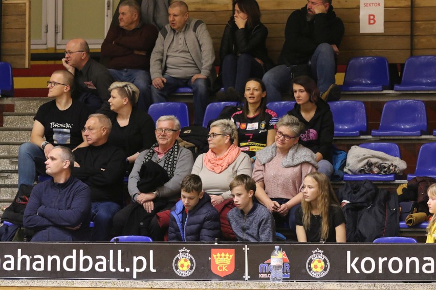 Byłeś na meczu piłkarek ręcznych Korona Handball Kielce - MTS Żory? Zobacz się na zdjęciach