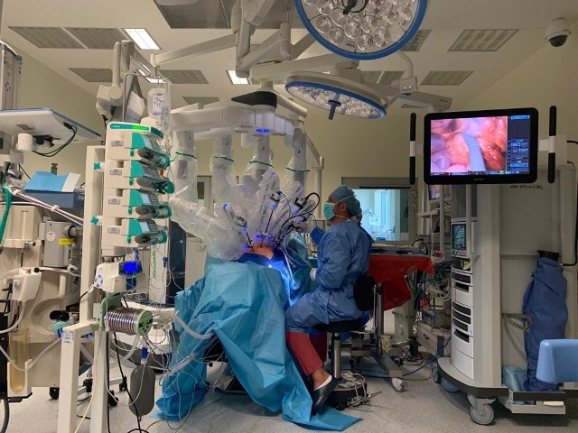 Operacja z wykorzystaniem robota da Vinci w Wojewódzkim Szpitalu Zespolonym im. J. Śniadeckiego w Białymstoku.