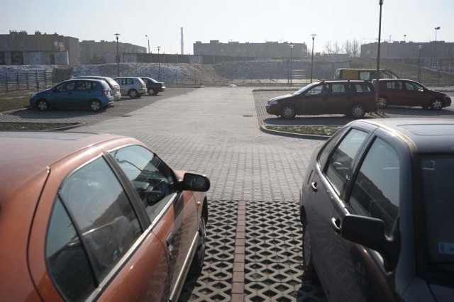 Zdaniem radnej Beaty Kubicy mieszkańcom Malinki nie wystarczają same sklepy, punkty usługowe czy parkingi.