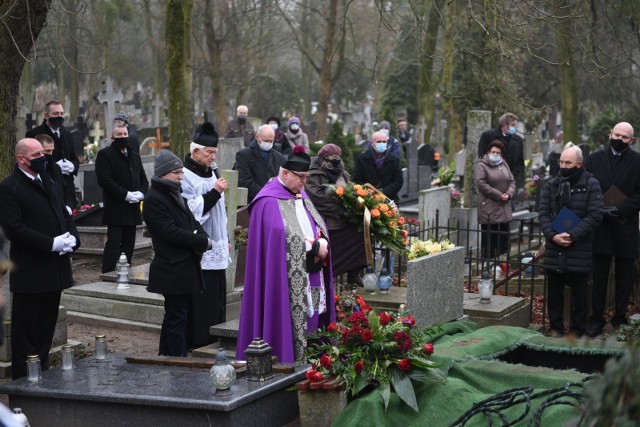 W sobotę 2 stycznia Toruń pożegnał prof. dr hab. Jana Tajchmana