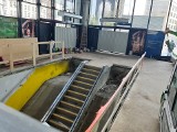 Słynne zepsute ruchome schody z dworca PKP w Katowicach zostały zdemontowane ZDJĘCIA