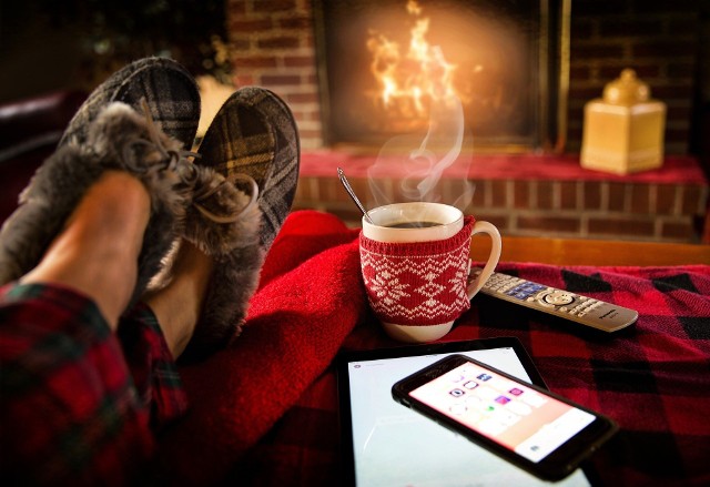 To, ile czasu odpoczywamy i potrzebujemy na efektywny wypoczynek zależy od indywidualnych potrzeb. Niektórym wystarczy weekend aby odzyskać siły, inni potrzebują dłuższego urlopu. Najważniejsze jest jednak, aby nauczyć się odpoczywać codziennie