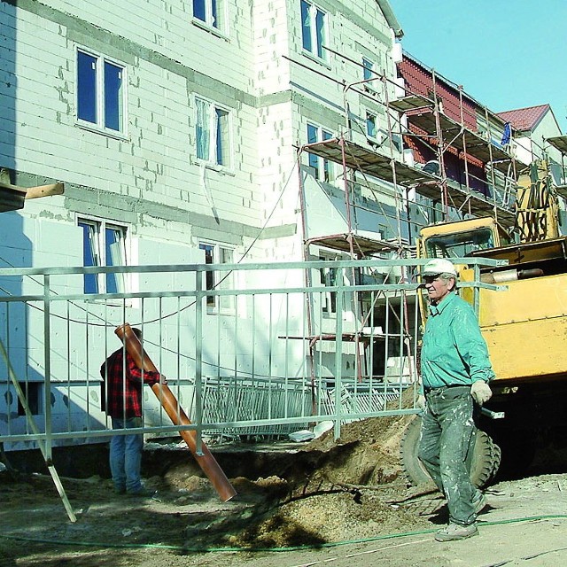 Budowa tebeesowskich bloków przy ul. Kościelaniaka.