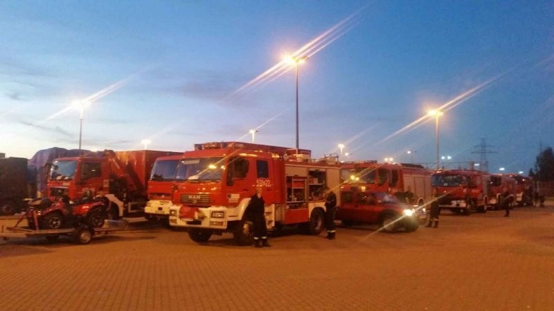 Nasi strażacy popłynęli do Szwecji. Pomogą walczyć z pożarami [ZDJĘCIA]