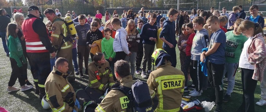 W szkole podstawowej w Stromcu odbyły się strażackie...