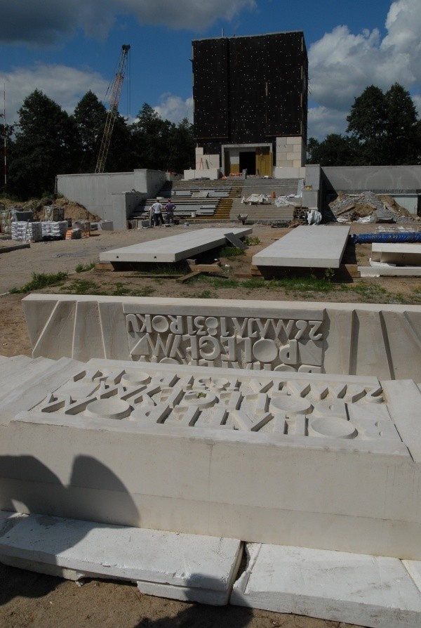 Budowa pomnika-mauzoleum na Fortach Bema