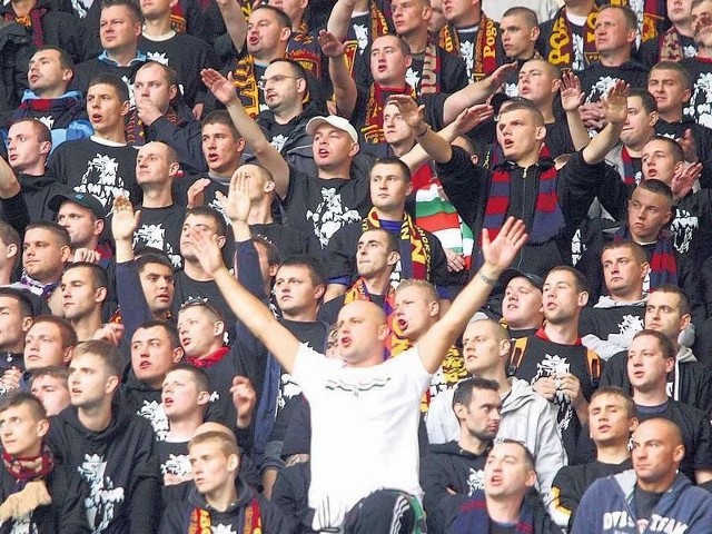 Mecz Pogoń Szczecin - Podbeskidzie Bielsko-Biała zostanie rozegrany 1 grudnia o godz. 13.30