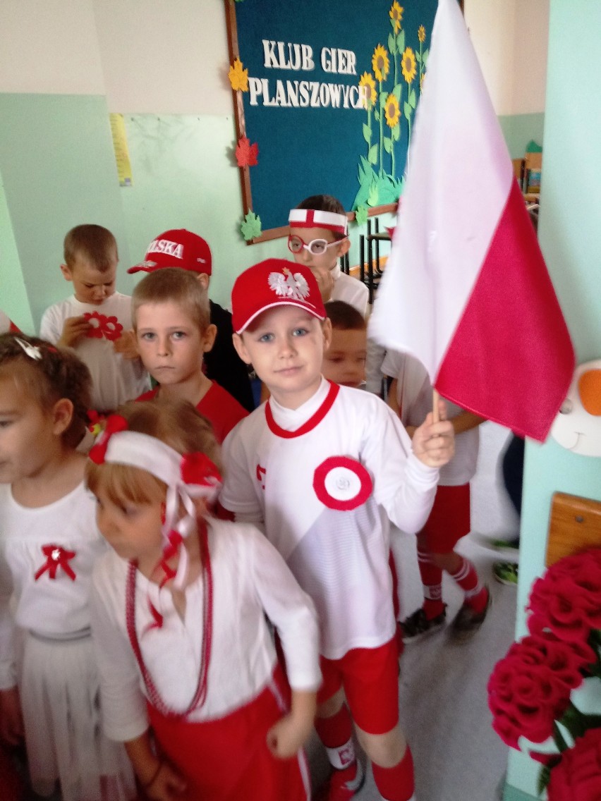 Dzień Mody Patriotycznej w SP w Zalasiu, gm. Łyse [ZDJĘCIA]