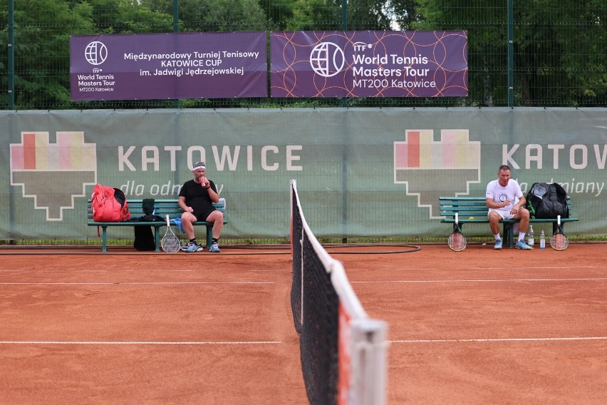 Tenisiści rywalizowali na kortach MOSiR-u Katowice w...