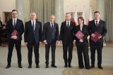 Prezydent powołał nowych ministrów. Tomasz Siemoniak, Hanna Wróblewska, Jakub Jaworowski i Krzysztof Paszyk w Radzie Ministrów
