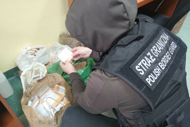 Kontrabanda przejęta przez funkcjonariuszy Placówki Straży Granicznej w Kielcach