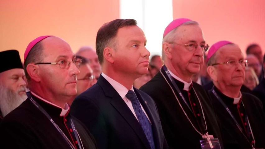 W Zjeździe Gnieźnieńskim bierze udział około tysiąca gości z...