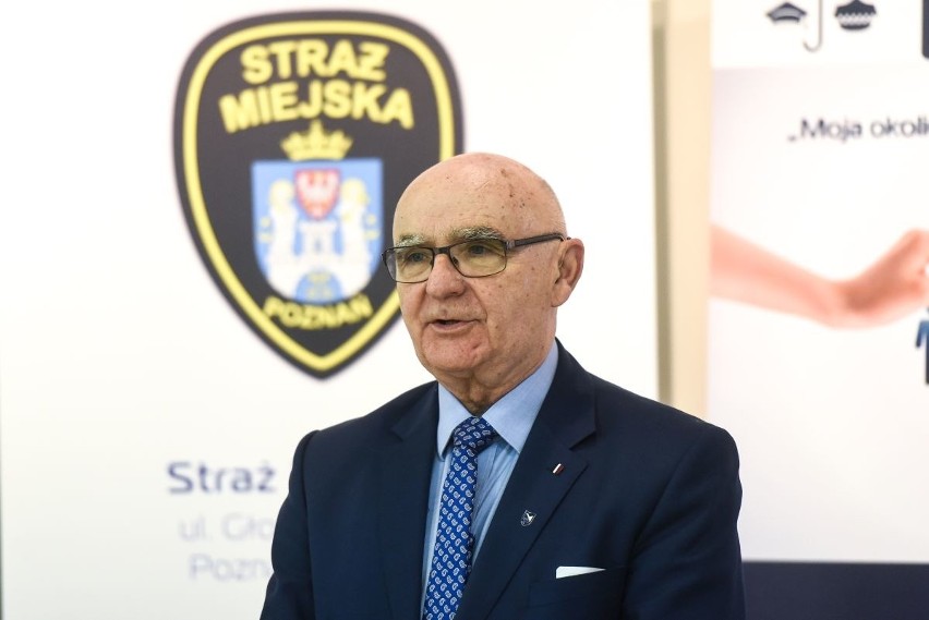 Komendanci straży miejskich i gminnych oraz rektor WSB...