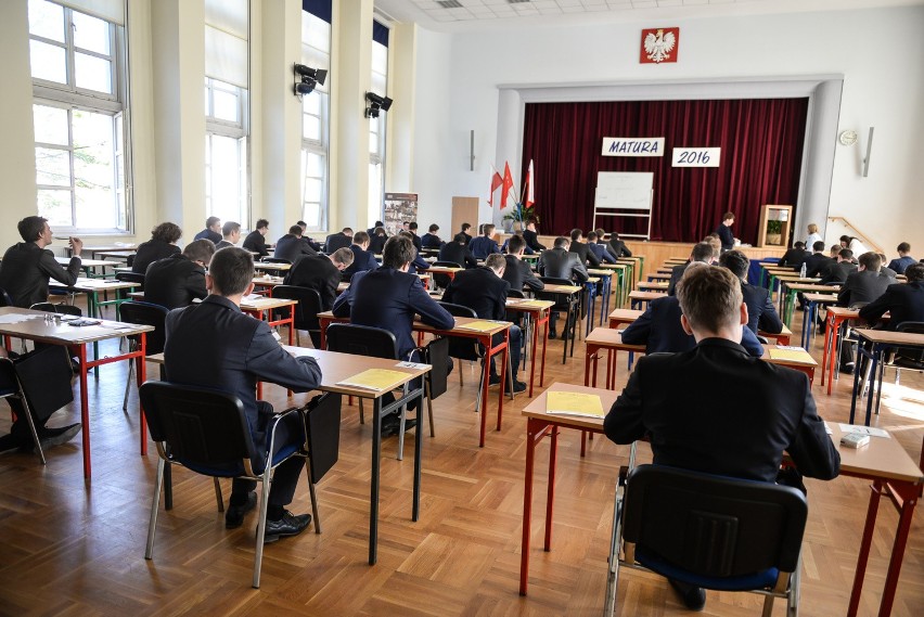 Egzamin maturalny 2016
