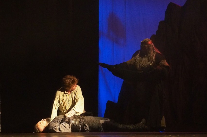 Teatr Dramatyczny. Hobbit - przedstawienie premierowe,...